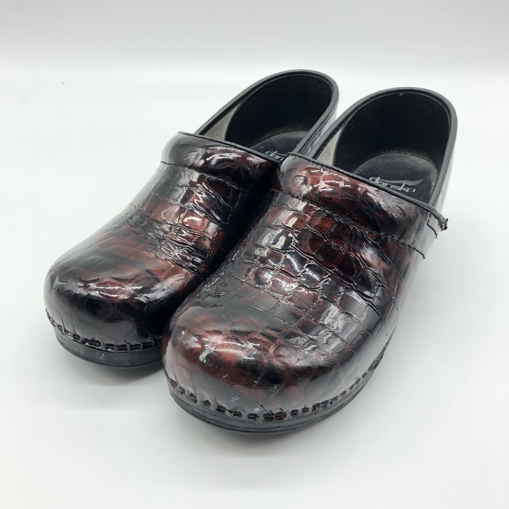 Dansko Clogs Women’s Animal Print Brown Sz 41